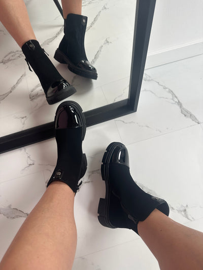 Stivali Main in nero